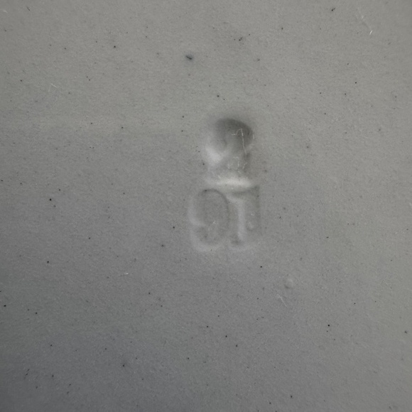 RARE Pre-Owned Flow Blue & White 8 3/4" Ridgways WAVERLEY Plate. RNo 146826 UK - Picture 6 of 6